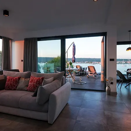 Punta Lux * Sukošan